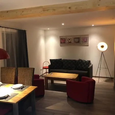 Guesthouse-coburg 2 Apartament Großheirath