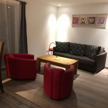 Guesthouse-coburg 2 * Großheirath