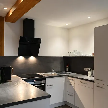 Guesthouse-coburg 2 * Großheirath