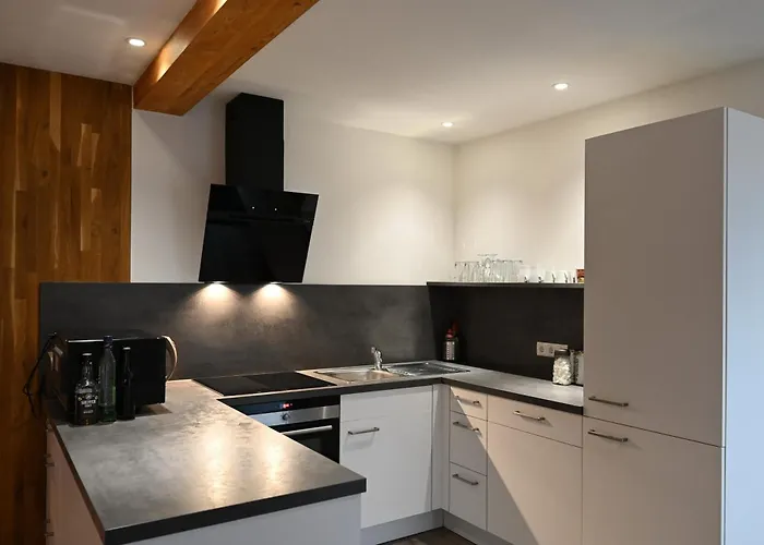 Guesthouse-coburg 2 * Großheirath
